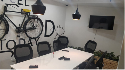 One Cowork Meeting Room