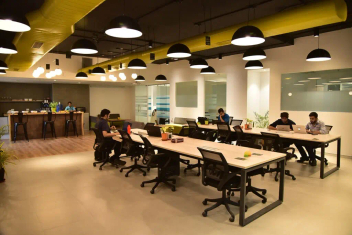 GUR261 Coworking Space