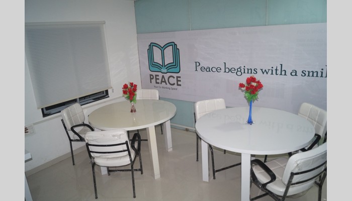 The Peace Your Co-working Space Meeting Room