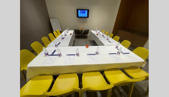 Holiday Inn Training Room