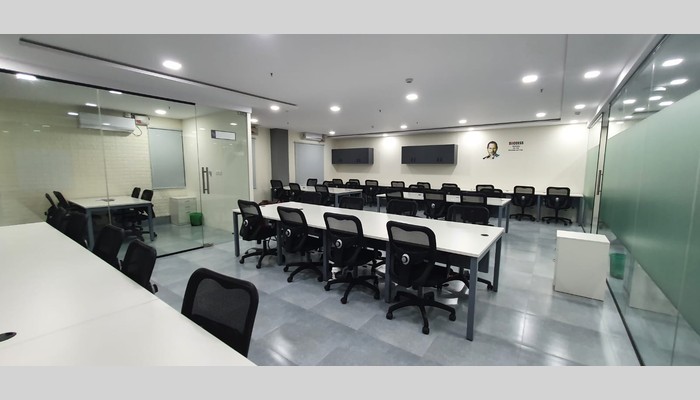 Uniwork Spaces Training Room
