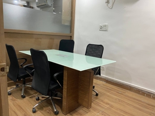 SpaceLance Meeting Room