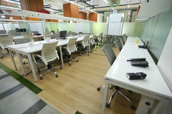 GUR631 Coworking Space