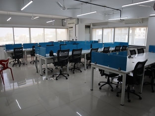 PUN373 Coworking Space